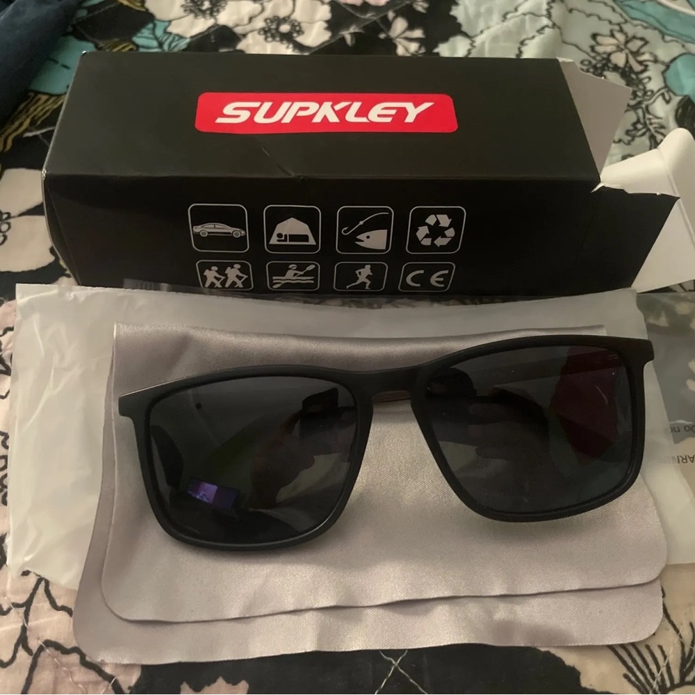 Sun glasses brand new polarized